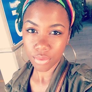 Meet your Posher, Andrea